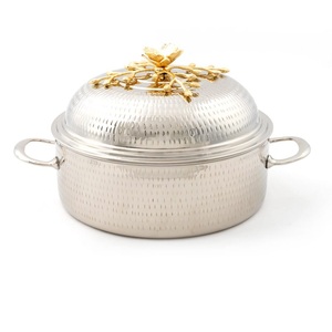 Recién llegado, cazuela de Acabado niquelado Hotpot con asas de diseño brillantes con tapa de forma redondeada, calentador de alimentos - Product Image 4