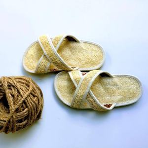 HOT SELLING Summer Loofah <b>Slippers</b> <b>for</b> Adults - Soft Indoor <b>Flip</b> <b>Flops</b> <b>for</b> <b>Men</b> and Women - Wholesale Available - Product Image 3