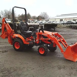 Tracteur Kubota avec chargeur et godet Tracteur chargeuse-pelleteuse B2601 - Product Image 1