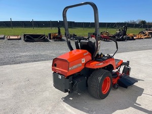 Tondeuse à gazon multifonctionnelle Kubota ZD221 à vendre à des prix abordables - Product Image 4