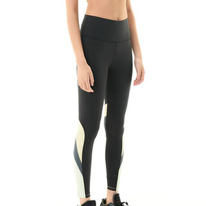 Vente en gros de vêtements de fitness collants imprimés par sublimation leggings pour femmes dernière conception leggings pour femmes de bonne qualité - Product Image 4