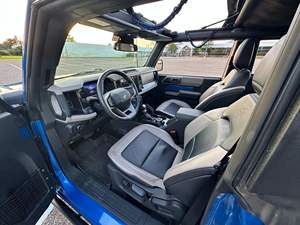 Bronco Wildtrak 2022 ~12,000 Millas, EcoBoost V6, 4WD, Paquete Sasquatch, Mayormente sin Modificaciones - Product Image 4