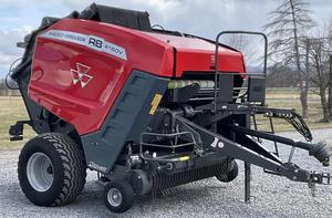 Massey Ferguson RB4160V Round <b>Baler</b> - Product Image 3