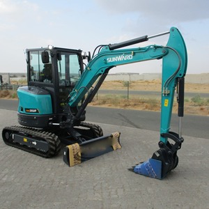 Excavadora de alto rendimiento Sunward SWE35UF de diseño compacto ideal para movimiento de tierras, excavación de zanjas y trabajos de construcción - Product Image 2
