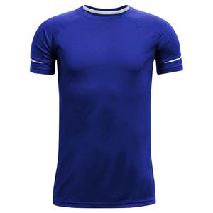 เสื้อฟุตบอลซับลิเมชั่นแบบกำหนดเอง 100% โพลีเอสเตอร์ น้ำหนักเบา แห้งเร็ว ระบายอากาศได้ดี กางเกงขาสั้น ชุดฟุตบอลสำหรับผู้ชาย วัยรุ่น และทีมสโมสร - Product Image 3