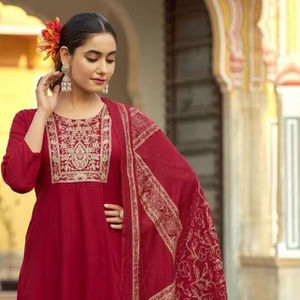 ชุดคุรตีผ้าเรยอนสำหรับงานปาร์ตี้สไตล์ชาติพันธุ์สำหรับผู้หญิง บลูฮิลส์ พร้อมผ้าคลุมไหล่ รุ่นที่ 3 - Product Image 1