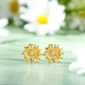 Jeulia Sunshine Sunflower Sterling <b>Silver</b> <b>Stud</b> Earrings with Zircon and Pearl in Bezel Setting - Product Image 5