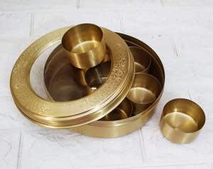 กล่องเครื่องเทศทองเหลืองสุดหรู สำหรับจัดเก็บในตู้ครัว เหมาะสำหรับใส่เครื่องเทศและสมุนไพร ใช้ได้ทั้งในบ้านและร้านอาหาร ปี 2025 สินค้าขายดีจากโฮมคราฟท์ เอ็กซ์พอร์ต - Product Image 3