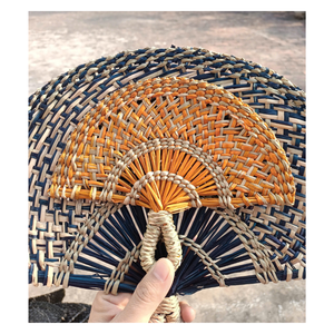 Abanico de algas marinas de Vietnam hecho a mano para favores de boda en la playa y regalos culturales sostenibles - Product Image 6