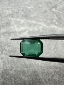 La mejor calidad, Color verde rico, Natural, zambiano, transparente, piedra preciosa suelta, corte esmeralda, 2,29 quilates para uso en joyería - Product Image 5