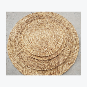 Tapis classique en jacinthe d'eau 100% naturelle et napperon tissé à la main avec une qualité durable à bon prix - Product Image 1