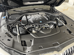 Precio de la subasta para 2022 7 Series 750i xDrive con navegación y AWD coche con volante a la izquierda/derecha con entrega rápida - Product Image 6