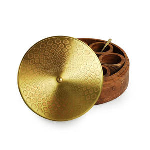 Caja Masala elegante con tapas herméticas para frescura Caja Masala tradicional Ideal para almacenar especias y hierbas - Product Image 4