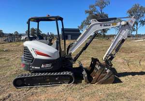 รถขุด Bobb รุ่น E-35i-R ปี 2016 ขนาด 3 ตัน ความจุบุ้งกี๋ 1.2 เมตร พร้อมเกียร์และปั๊ม ขาย - Product Image 4