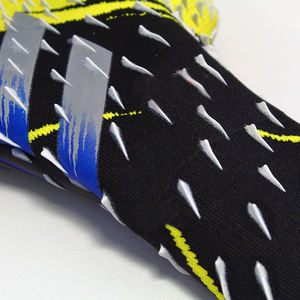 Guantes de portero con espinas en los dedos Guantes de portero de fútbol juvenil Guantes de portero de PU profesionales para fútbol - Product Image 3