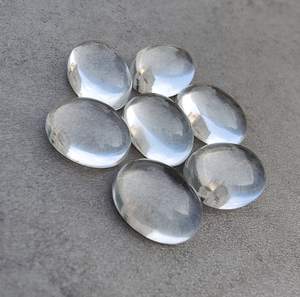 Boutique en ligne de quartz en cristal naturel 6mm x 8mm dos plat ovale calibré personnalisé pierres précieuses en vrac prix d'usine vente de pierres précieuses - Product Image 4
