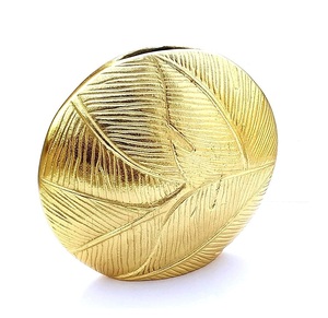 Florero de aluminio hecho a mano de lujo, florero de metal elegante contemporáneo chapado en oro, decoración del hogar con materiales de latón y cobre - Product Image 5