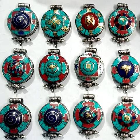 สีเขียว