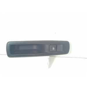 แผงปุ่มด้านหลังขวาเรโนลต์ ซีนิค ซีรีส์ 829500004r(09>16) - Product Image 1
