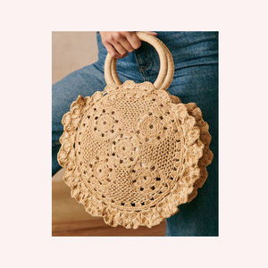 Sac à main de luxe en jonc de mer et raphia tissé à la main fourre-tout en rotin élégant avec détails inspirés de perles scintillantes et de diamants - Product Image 3