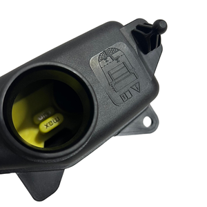 Accessoires de système de refroidissement pour voitures sport BMW, pièces automobiles, réservoir d'expansion et de trop-plein, pièces automobiles, réservoir d'expansion du système de refroidissement - Product Image 3