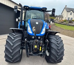 Tractor Agrícola New Holland NH TT75 Usado y Reacondicionado, Modelo Nuevo en Oferta, 4x4, Listo para Exportar - Product Image 5