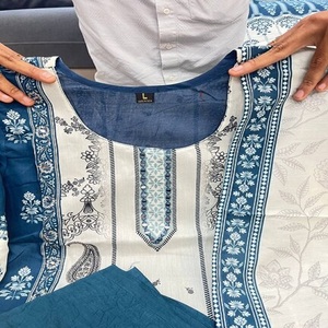 ชุดสูทผ้าไหมสไตล์ชนเผ่าดีไซน์เนอร์ประดับด้วยกระจกส่องมือลายดอกไม้แบบดั้งเดิมสำหรับใส่ไปงานปาร์ตี้ - Product Image 3