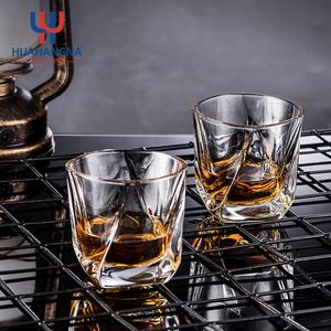 Logotipo personalizado <span class=keywords><strong>Whisky</strong></span> magnético <span class=keywords><strong>Dos</strong></span> pequeños vasos retorcidos Set Caja de regalo Embalaje con inserto de espuma de piedra de hielo - Product Image 3