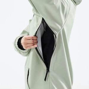 Combinaison de ski de snowboard imperméable et coupe-vent d'hiver personnalisée pour hommes Vêtements d'extérieur à capuche classiques légers de qualité supérieure - Product Image 5