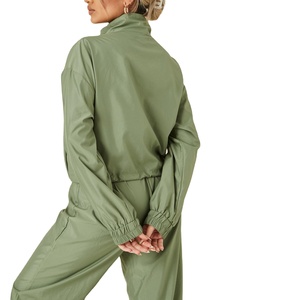 Nouveau design Veste coupe-vent et surdimensionnée légère et survêtement de sport Ensemble de jogging Survêtement pour femmes Survêtement esthétique - Product Image 6