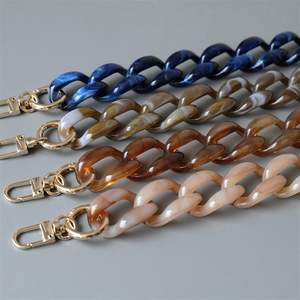 Cadena de eslabones de resina para regalos y creaciones de joyería personalizadas. Cadena de eslabones de resina con colores ricos, perfecta para la moda a bajo costo. - Product Image 4