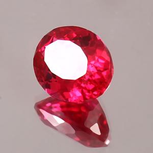 Gema Sintética de Rubí Rojo Sangre de Pichón, Corte Oval Facetado, para la Elaboración de Joyas - Product Image 3