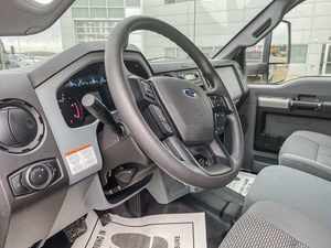 Camion plateau F-750 d'occasion 2024 - 330 CV - Prêt à l'emploi - Performances optimales - Prêt à être expédié dans le monde entier - Livraison à domicile - Product Image 2