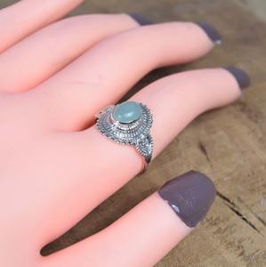 แหวนพลอยอความารีนสีเขียวเงินสเตอร์ลิงทำด้วยมือ925แข็งสำหรับงานเลี้ยง - Product Image 2