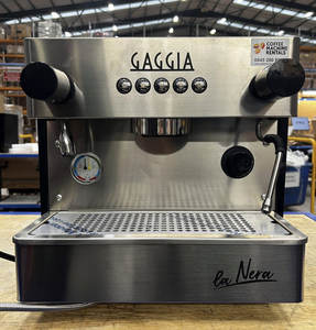 Cafetera Espresso Gaggia La Nera de Acero Inoxidable, 2 Grupos, Comercial - Product Image 1