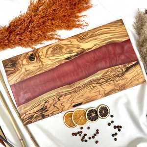 Tabla de queso de madera y resina Boho Chic, diseño único para cocinas de hoteles y restaurantes de moda - Product Image 5