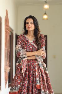 Nouvel ensemble Kurta en coton extensible imprimé floral à la main, couleur vin clair, pour les occasions spéciales, vente en gros, vêtements ethniques, exportation - Product Image 2