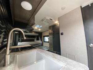 Jayco J-a-y F-e-a-t-h-e-r X213 d'occasion 2020 prêt à être vendu - Product Image 4