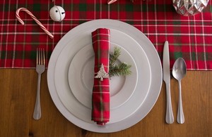 Meilleure vente anneau de serviette de conception d'arbre de Noël en métal pour l'événement et le dîner de fête au meilleur prix - Product Image 5