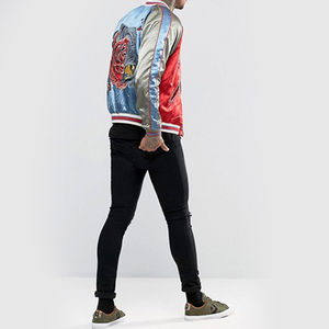 Chaqueta universitaria de satén ajustada por encargo para hombre, chaqueta de poliéster impermeable de estilo callejero con bordado alto - Product Image 5