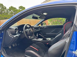 Gran Oferta: Subaru BRZ Limited 2023, Impecable, Listo para Enviar - Product Image 2