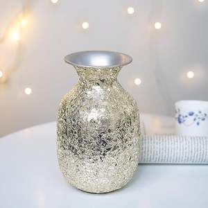 Decorative Heavy-Duty Metal Flower Vase Elegant Home Office Tabletop Decor High Polished Handmade Flower Vase - Product Image 2