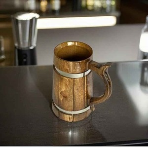 Taza de madera grabada de gama alta para cerveza y vino, proveedor indio a granel, tapa a prueba de fugas, taza de café con aislamiento al vacío - Product Image 5