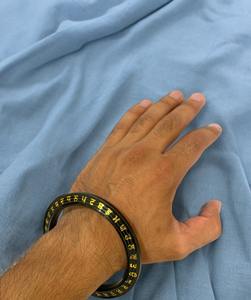 กำไลข้อมือโลหะแข็งคุณภาพสูง กันน้ำ แบบกำหนดเองได้ สำหรับผู้ชาย - Product Image 6