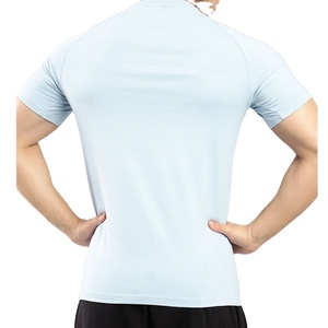เสื้อยืดออกกำลังกายผู้ชายสำหรับวิ่งและเล่นกีฬาฤดูร้อน ผ้าฝ้าย 100% ระบายอากาศได้ดี คอกลม ทรงสปอร์ต ถักทออย่างเป็นมิตรต่อสิ่งแวดล้อม แบบรัดรูป - Product Image 5
