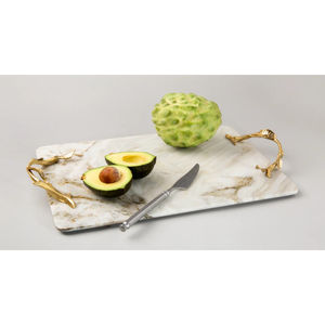 Plateau de service rectangulaire en marbre blanc avec élégantes poignées de feuilles en laiton doré Plateau décoratif de mariage artisanal pour un usage domestique - Product Image 2