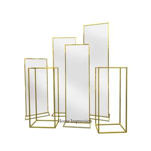 Cadre en métal robuste plaqué or de haute qualité avec support en acrylique Harlow Designer créatif moderne décoration de pièce maîtresse de mariage - Product Image 1