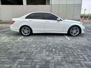 รถยนต์มือสองปี 2023 รุ่น MC250 พวงมาลัยซ้าย เกียร์อัตโนมัติ เบาะหนัง ยาง R18 แร็คหลังคาอลูมิเนียมอัลลอยด์ ภายในสีเข้ม ระบบควบคุมความเร็วอัตโนมัติแบบแปรผัน (ACC) - Product Image 4