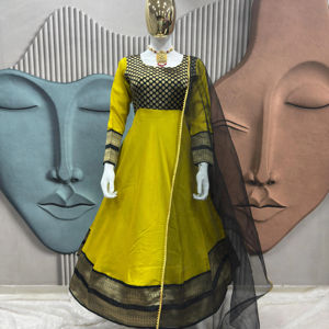 Dernière robe de mariage de fête de style traditionnel Beau tissu de soie doux avec broderie Robe Dupatta - Product Image 3