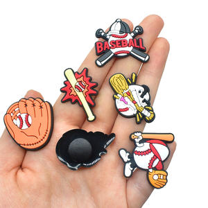 Accesorios para Zapatos con Forma de Balón de Baloncesto, Fútbol, Béisbol y Fútbol Americano, de PVC y Goma, para Decorar Sandalias y Zuecos de Jardín - Product Image 3